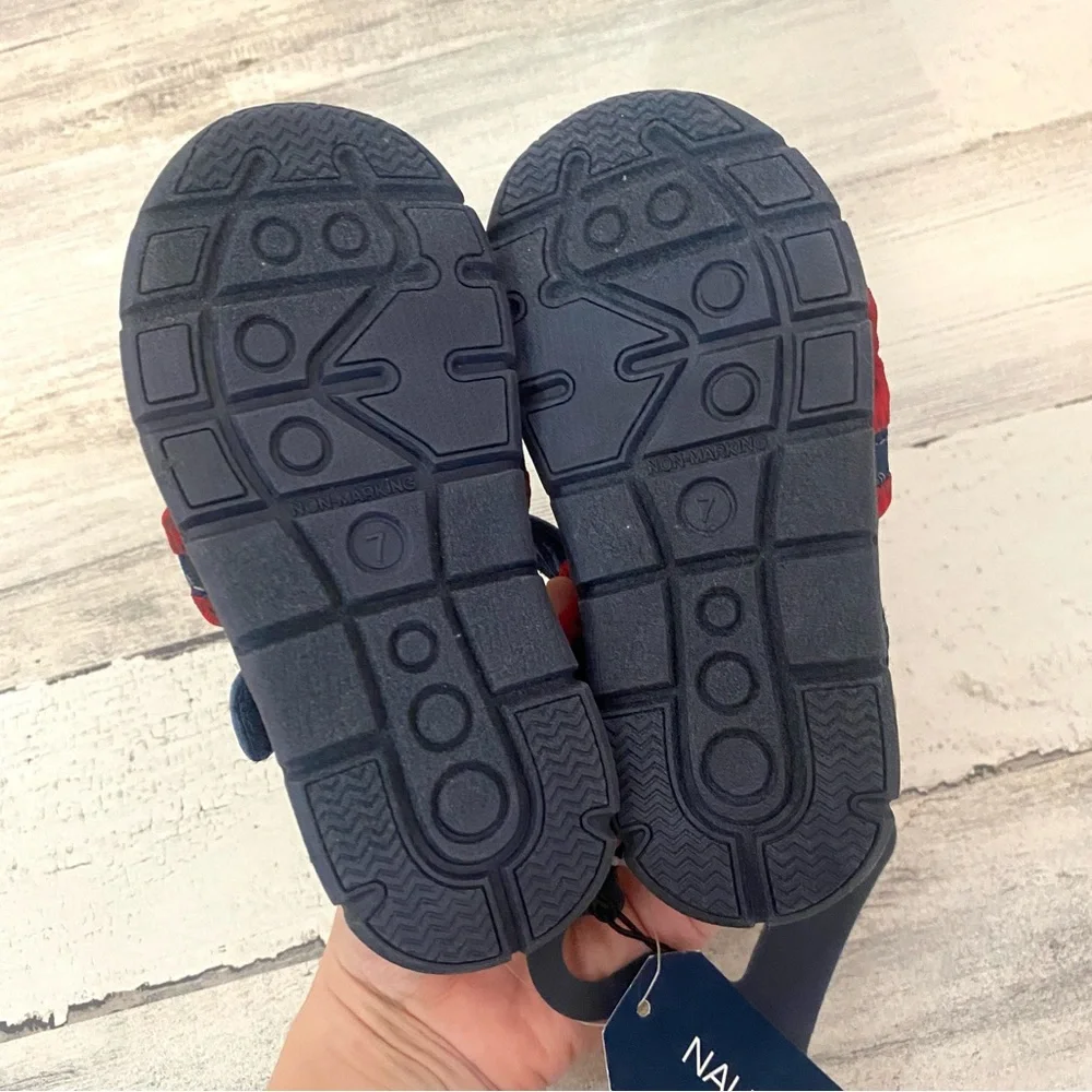 Nautica Toddler Water Sandal 7 new with tags Diera